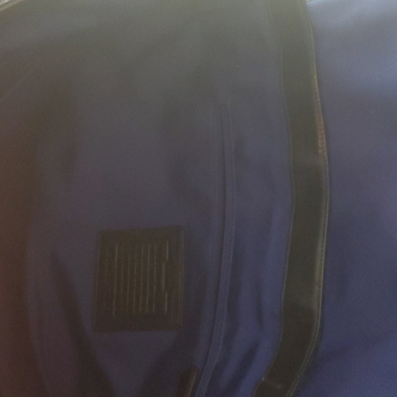 Coach Logo Black Messenger Shoulder Bag - Picture 6 of 12